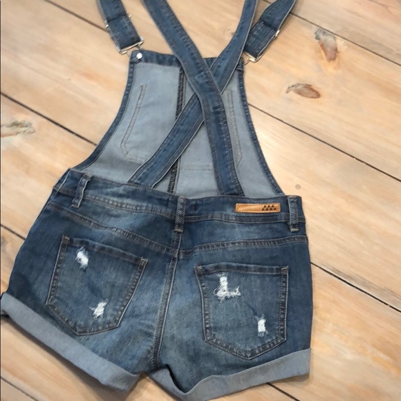 Jean Overall Coverall Shorts 😍 dollhouse - Picture 5 of 6